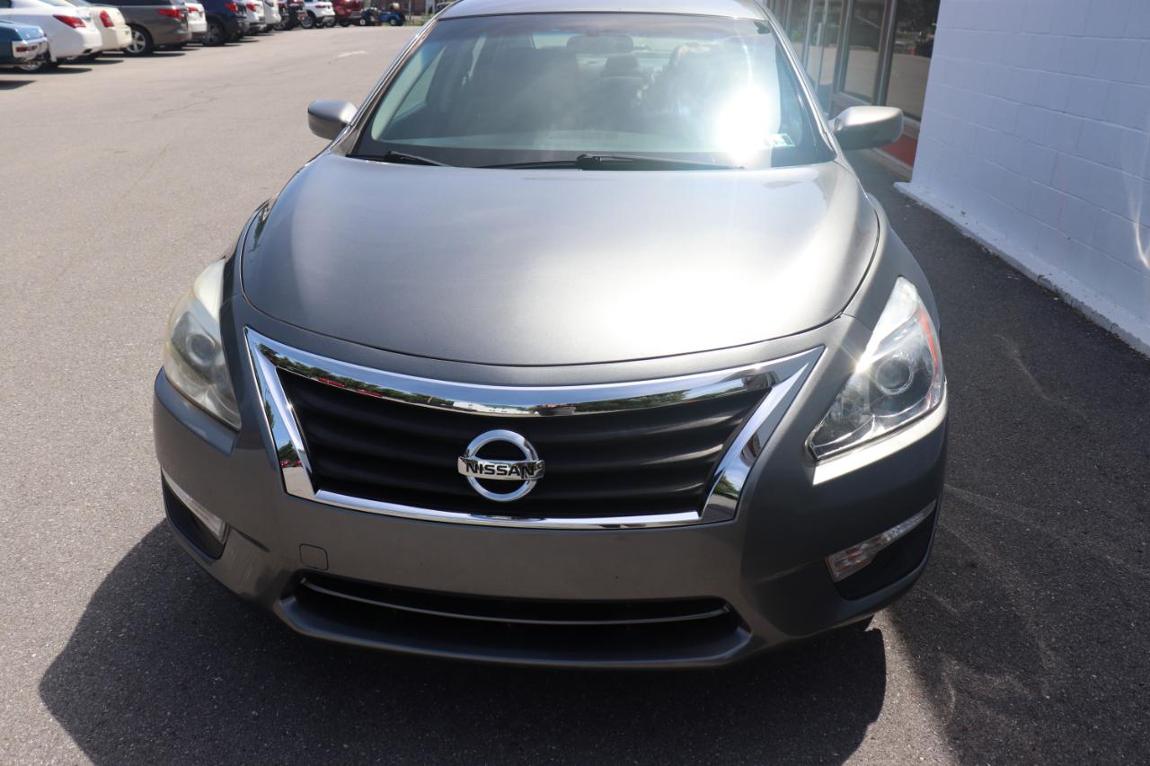 Nissan Altima 4dr Sdn I4 2.5 S 2014