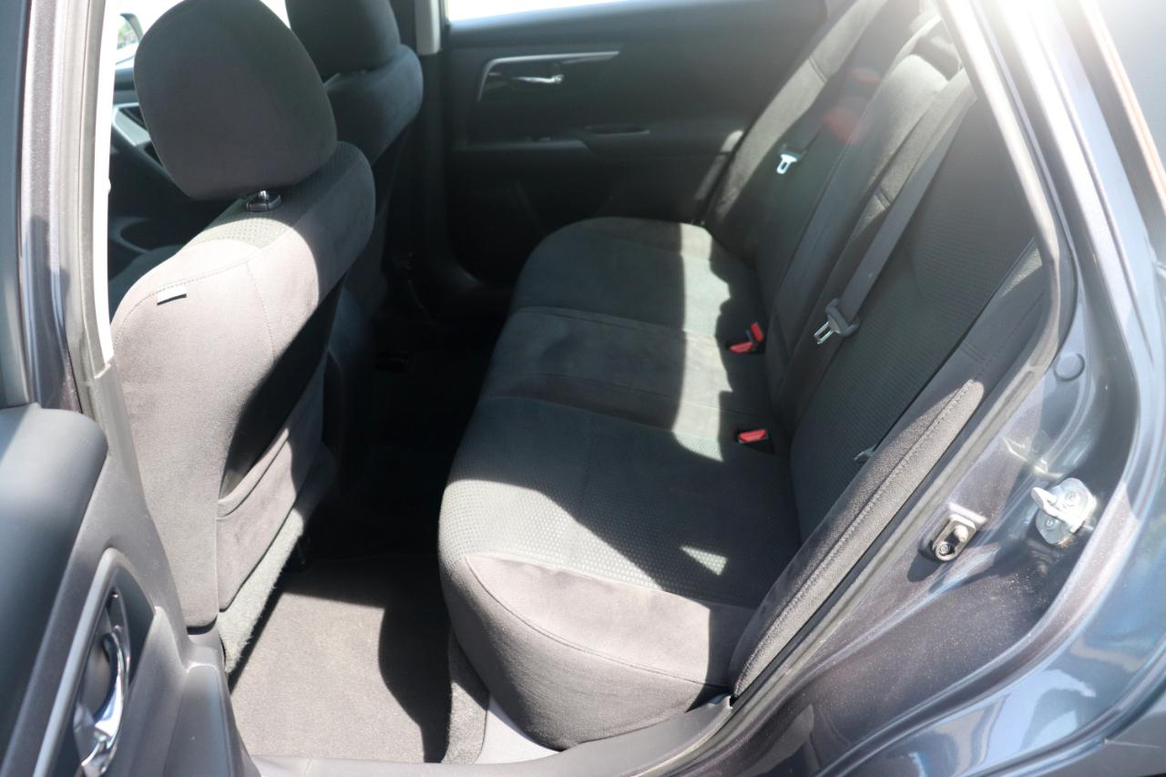 Nissan Altima 4dr Sdn I4 2.5 S 2014