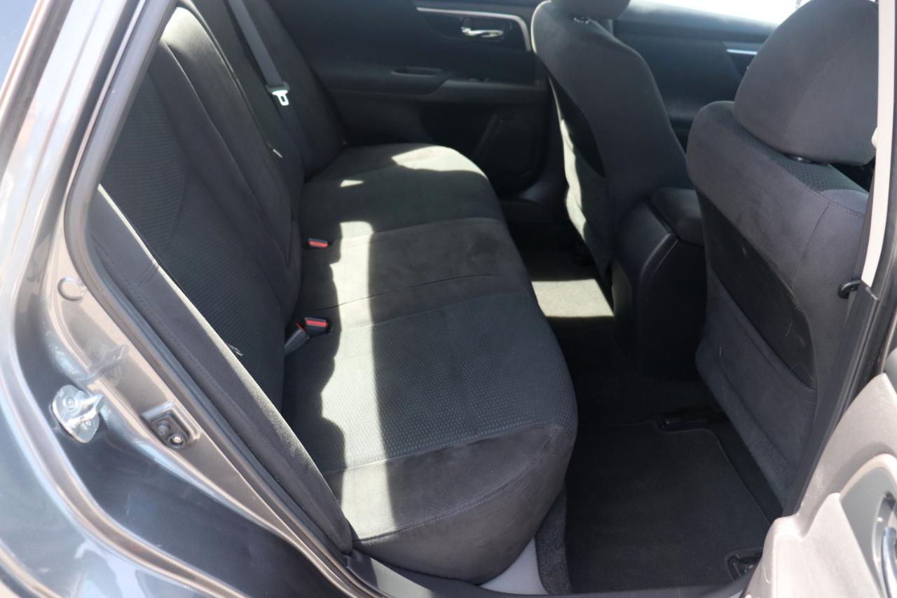 Nissan Altima 4dr Sdn I4 2.5 S 2014