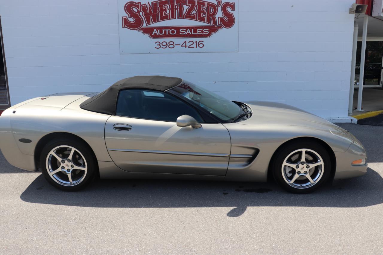 Chevrolet Corvette 2dr Convertible 2002