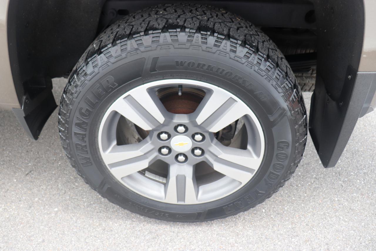 Chevrolet Colorado 4WD Crew Cab 140.5" LT 2015