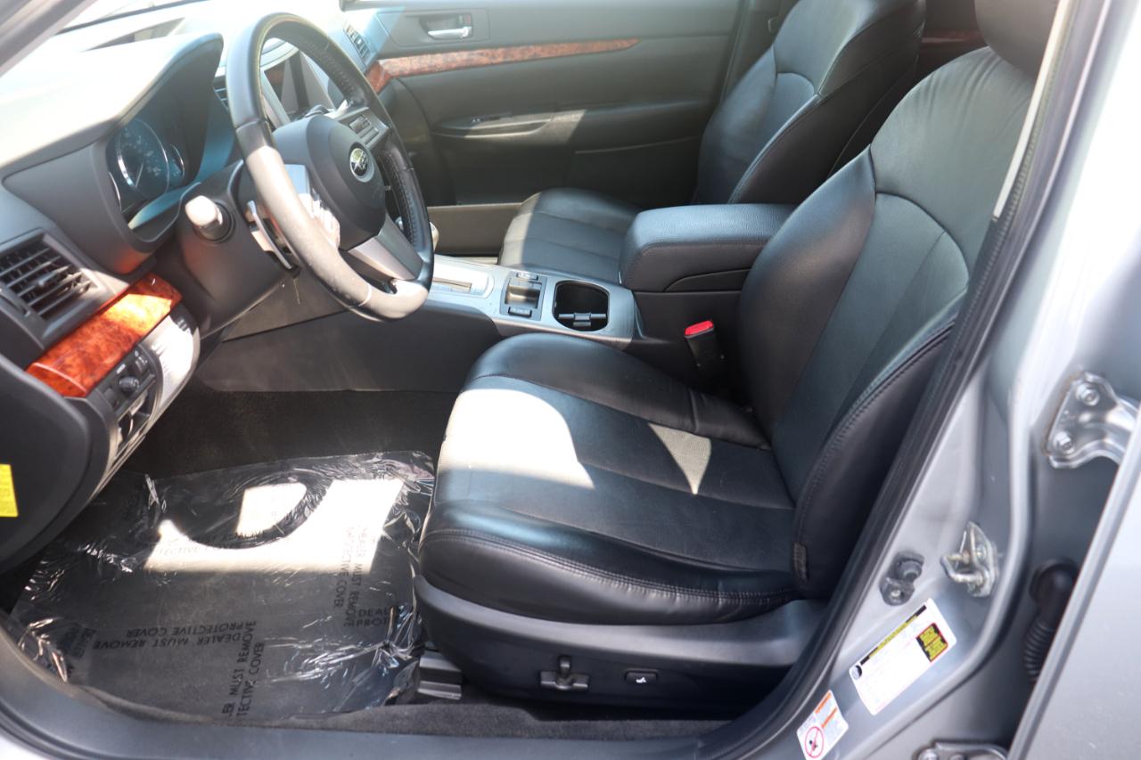 Subaru Outback 4dr Wgn H6 Auto 3.6R Limited Pwr Moon 2011