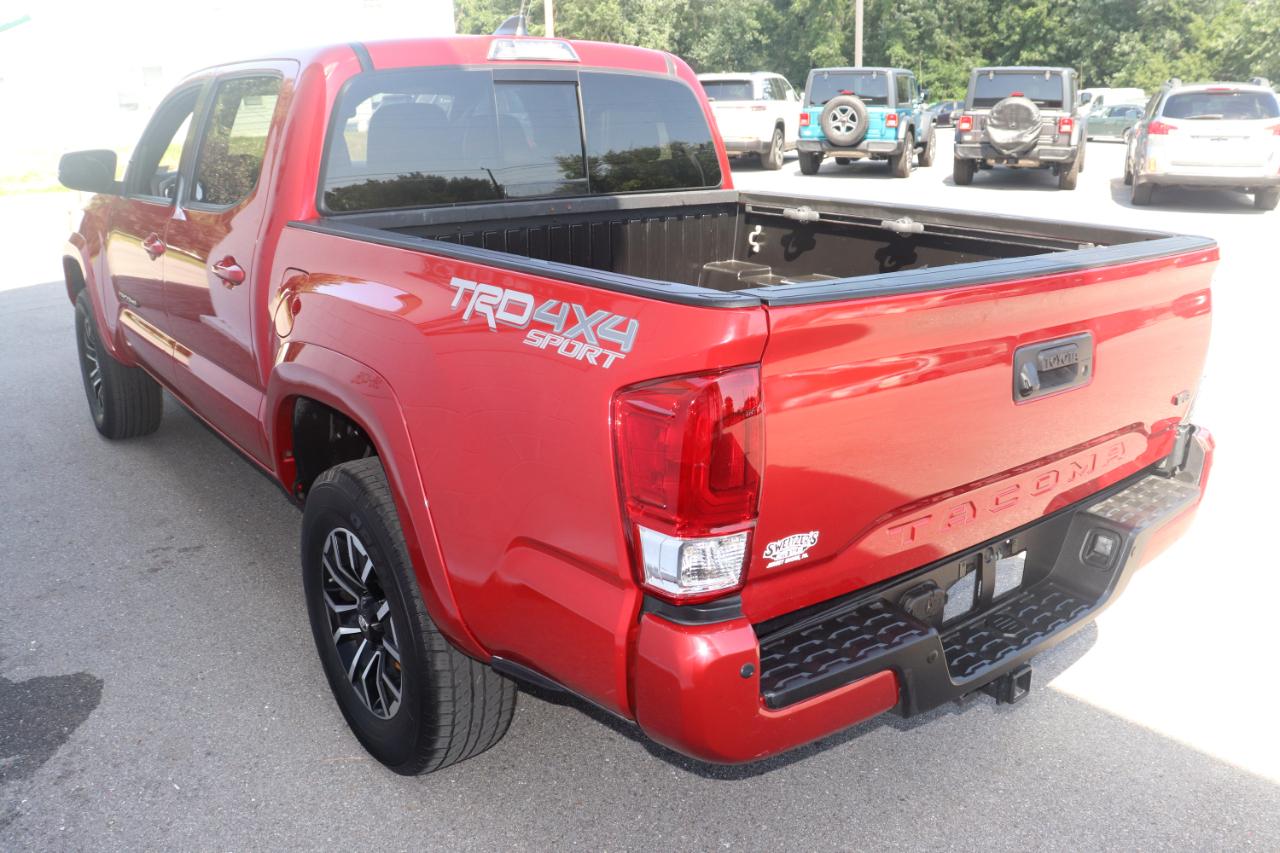 Toyota Tacoma 4WD TRD Off Road Double Cab 5' Bed V6 MT (Natl) 2021