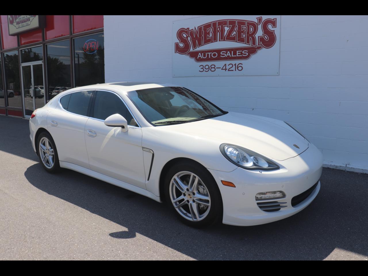 Porsche Panamera 4dr HB 4S 2012