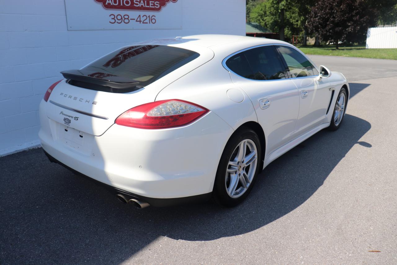 Porsche Panamera 4dr HB 4S 2012
