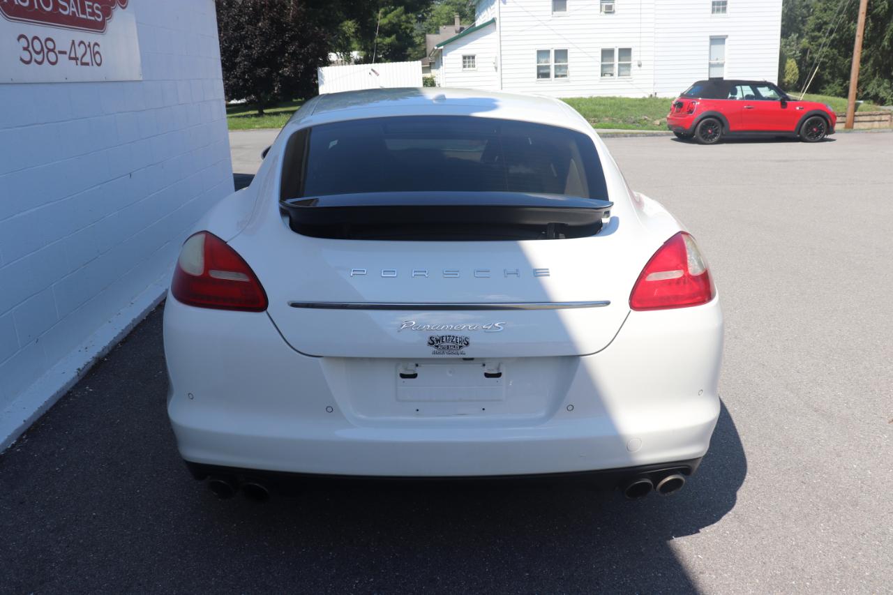 Porsche Panamera 4dr HB 4S 2012
