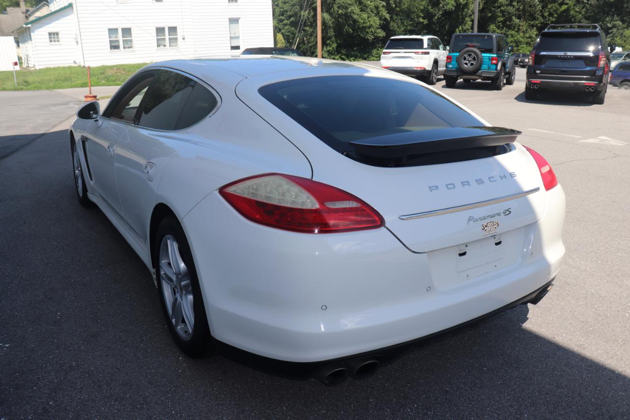 Porsche Panamera 4dr HB 4S 2012