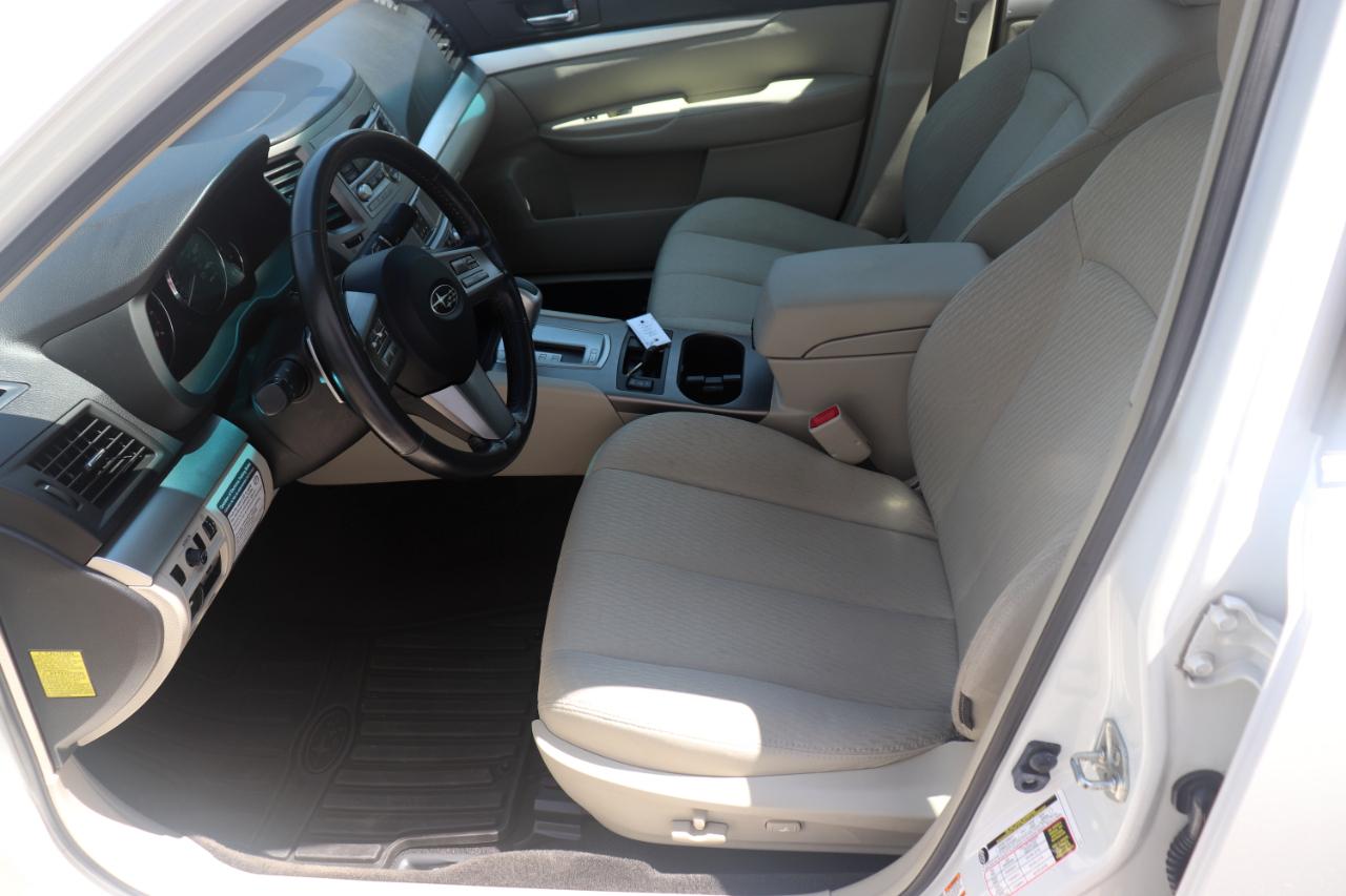 Subaru Legacy 4dr Sdn H4 Auto 2.5i Prem AWP 2011