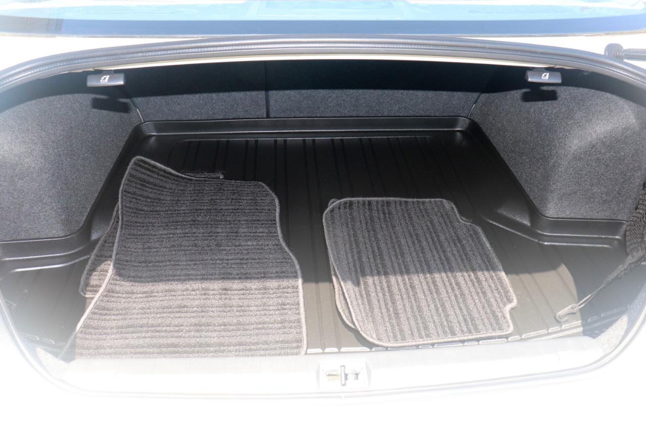 Subaru Legacy 4dr Sdn H4 Auto 2.5i Prem AWP 2011