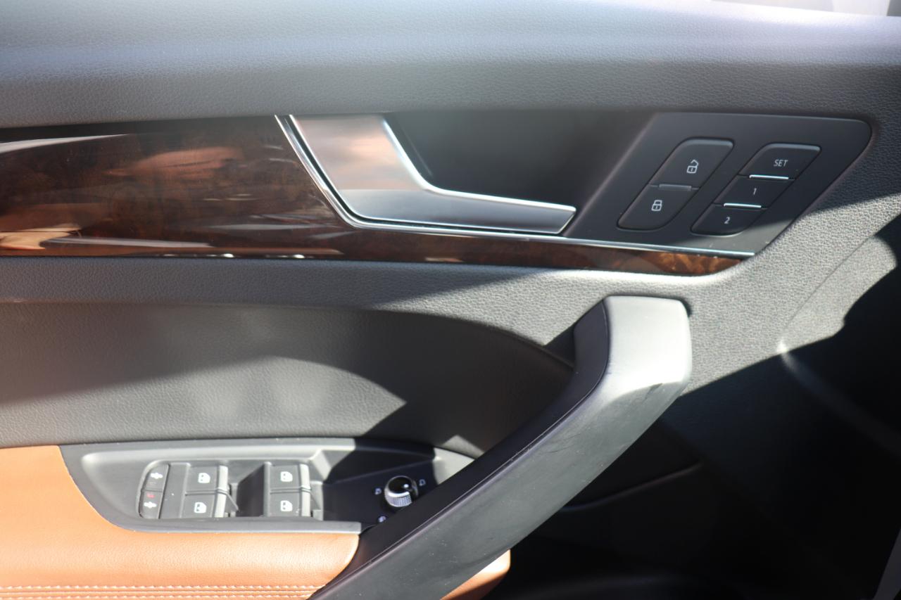 Audi Q5 Premium Plus 45 TFSI quattro 2019