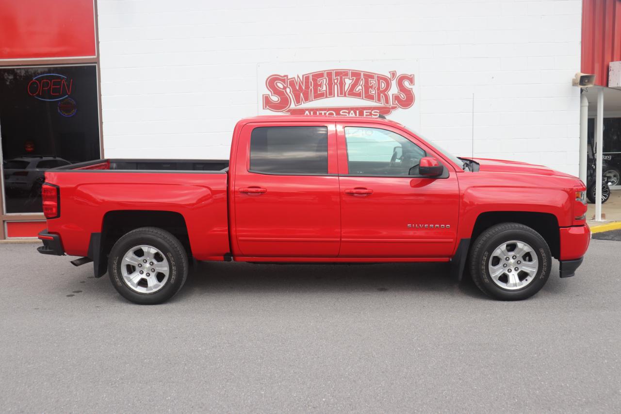 Chevrolet Silverado 1500 4WD Crew Cab 143.5" LT w/2LT 2017