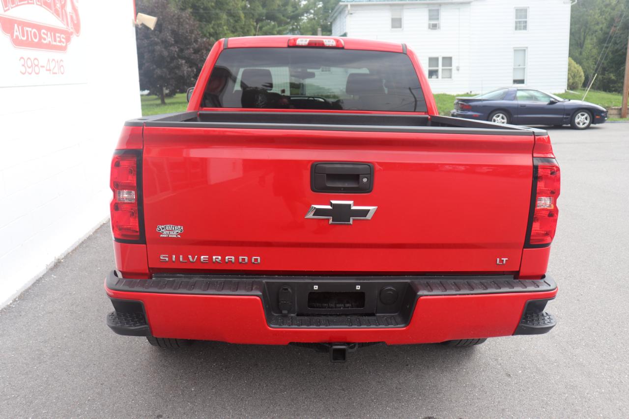 Chevrolet Silverado 1500 4WD Crew Cab 143.5" LT w/2LT 2017