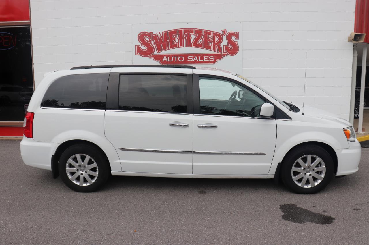 Chrysler Town & Country 4dr Wgn Touring 2016