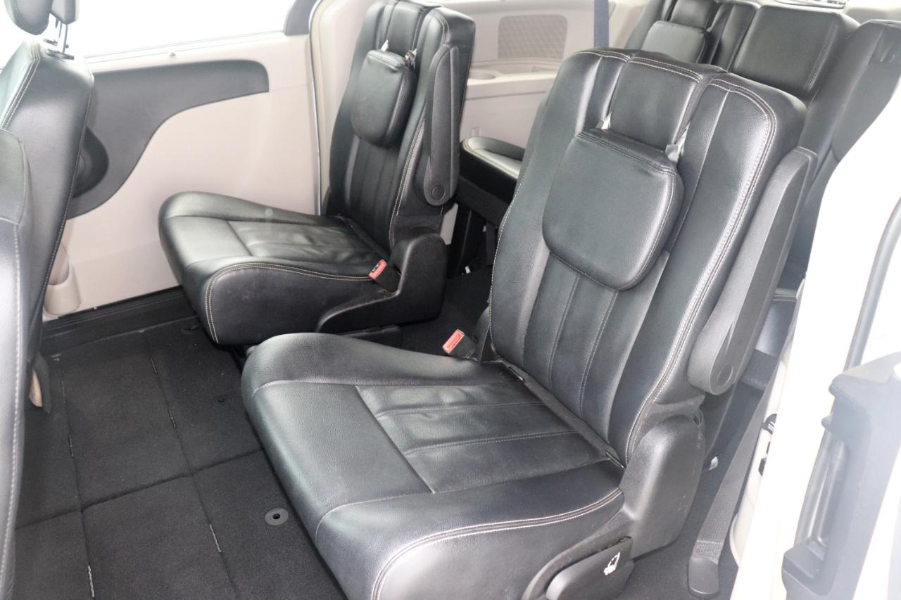 Chrysler Town & Country 4dr Wgn Touring 2016