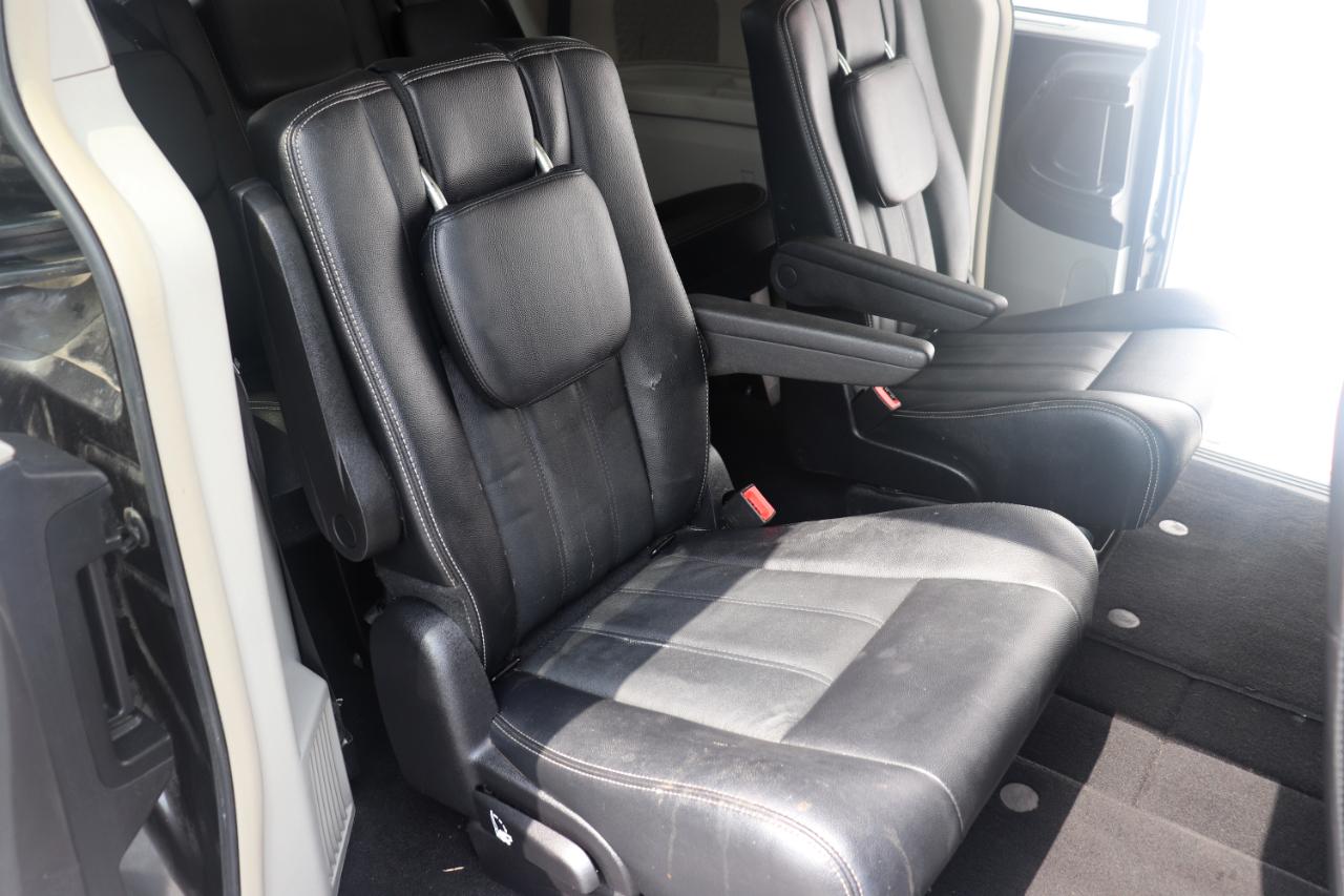 Chrysler Town & Country 4dr Wgn Touring 2016