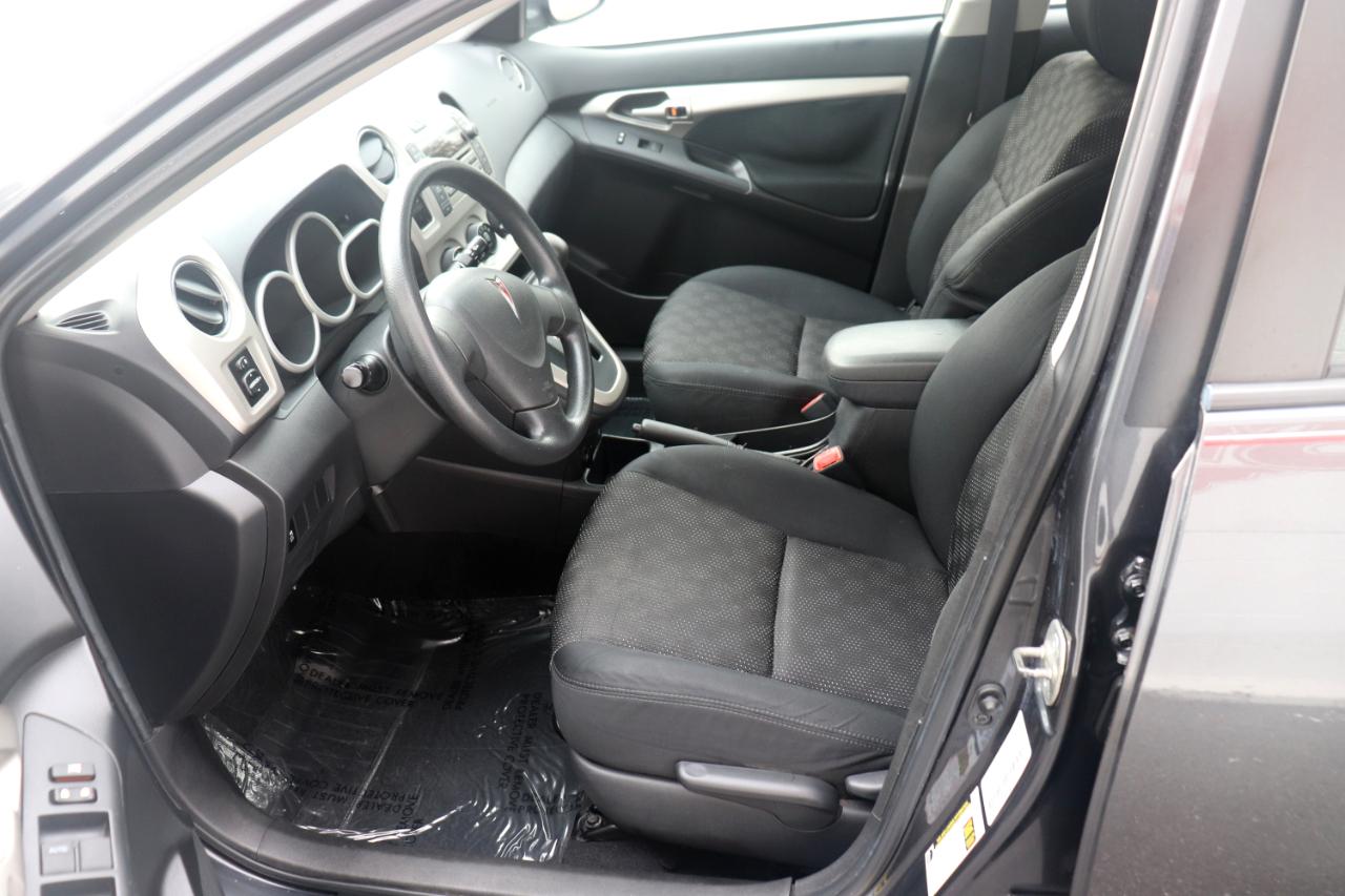 Pontiac Vibe 4dr HB AWD 2009