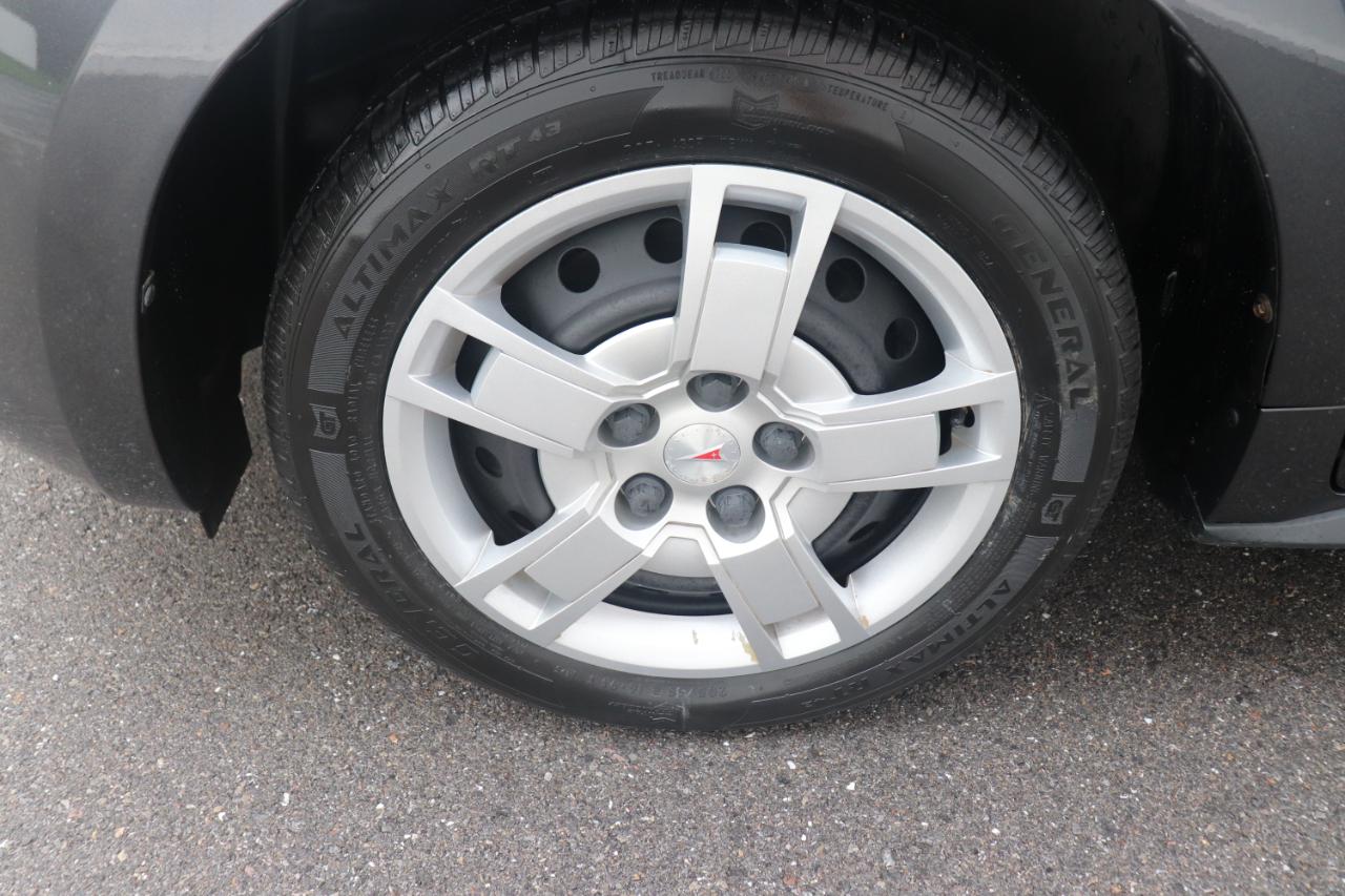 Pontiac Vibe 4dr HB AWD 2009