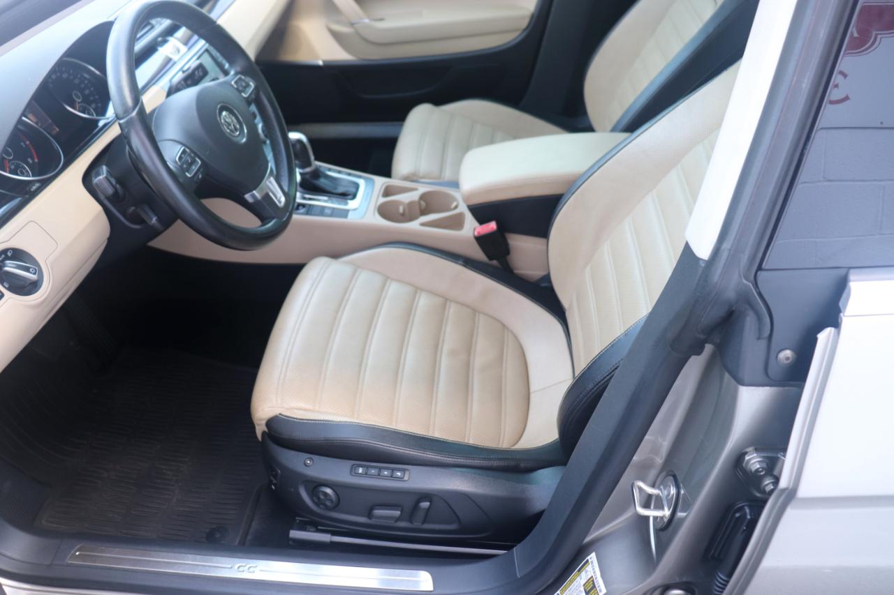 Volkswagen CC 4dr Sdn VR6 Executive 4Motion 2013