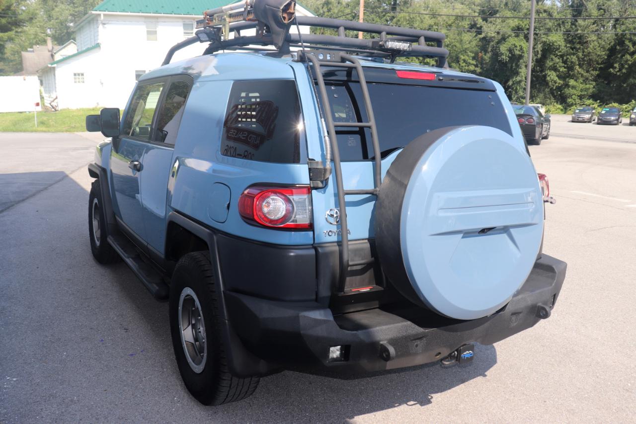 Toyota FJ Cruiser 4WD 4dr Man (Natl) 2014