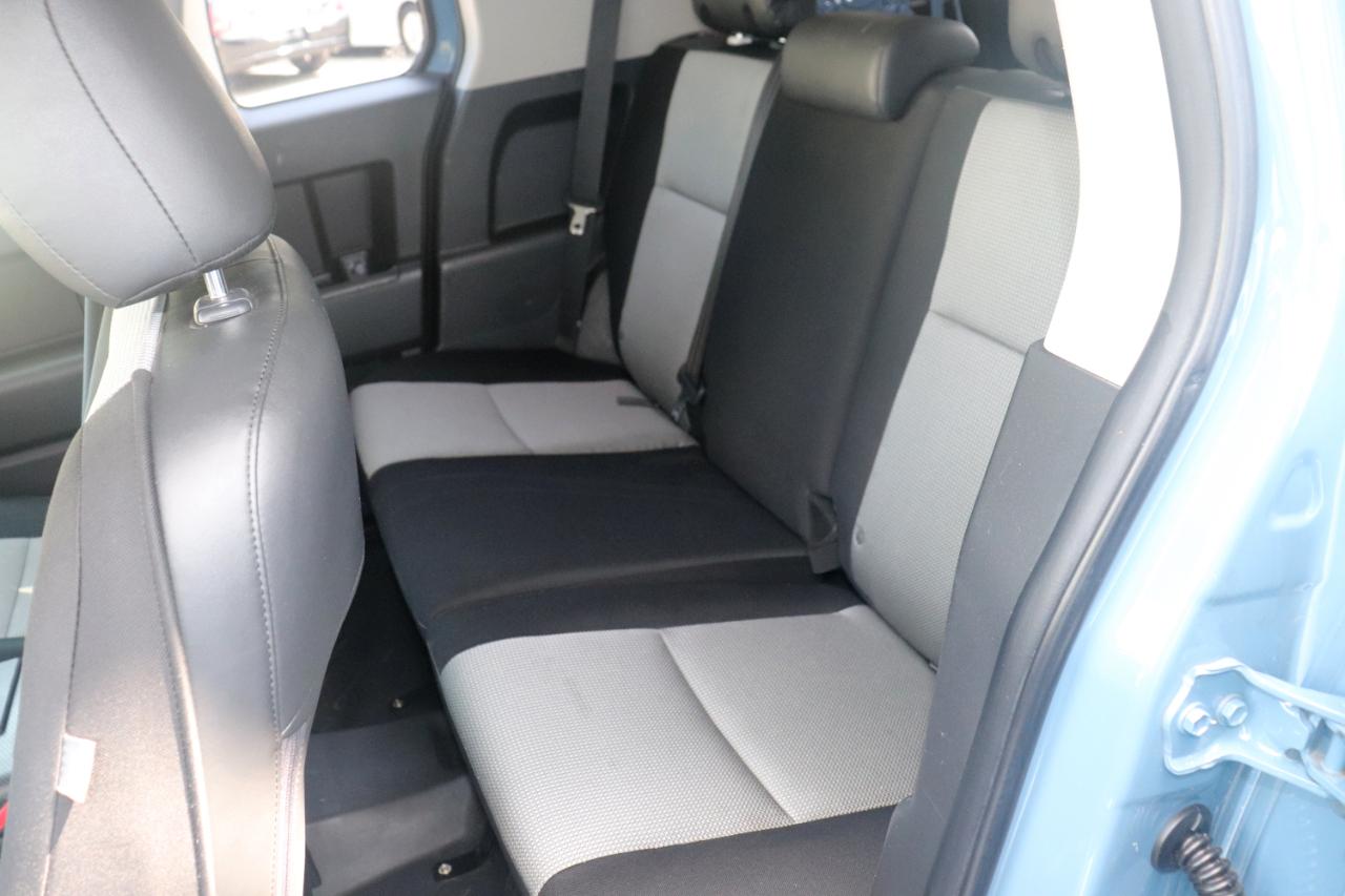 Toyota FJ Cruiser 4WD 4dr Man (Natl) 2014
