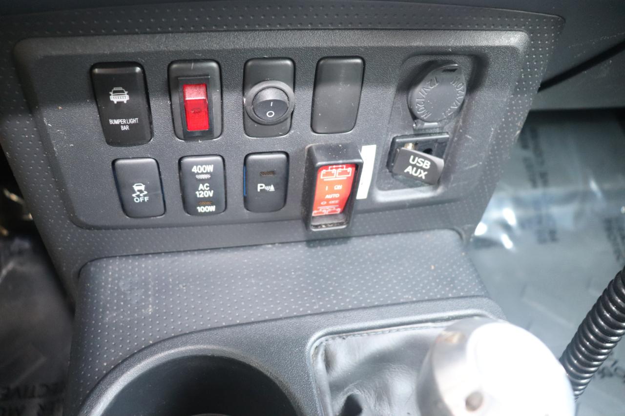 Toyota FJ Cruiser 4WD 4dr Man (Natl) 2014