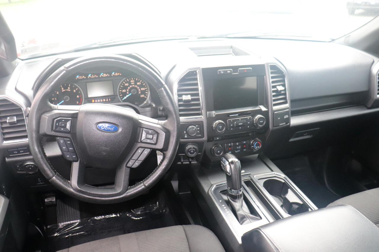 Ford F-150 4WD SuperCrew 139" XLT 2016