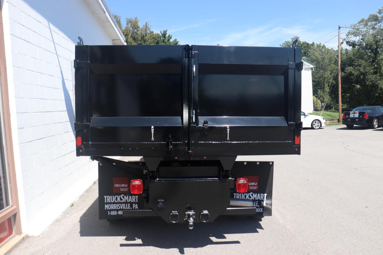 RAM 5500 Chassis Cab Tradesman 4x2 Reg Cab 120" CA 204.5" WB 2024