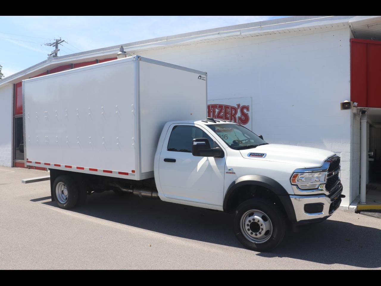 RAM 5500 Chassis Cab Tradesman 4x2 Reg Cab 108" CA 192.5" WB 2024