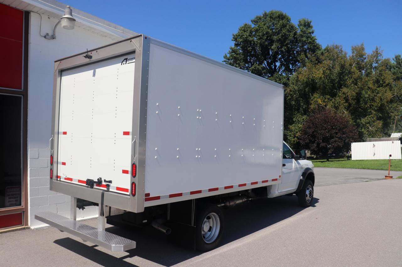 RAM 5500 Chassis Cab Tradesman 4x2 Reg Cab 108" CA 192.5" WB 2024