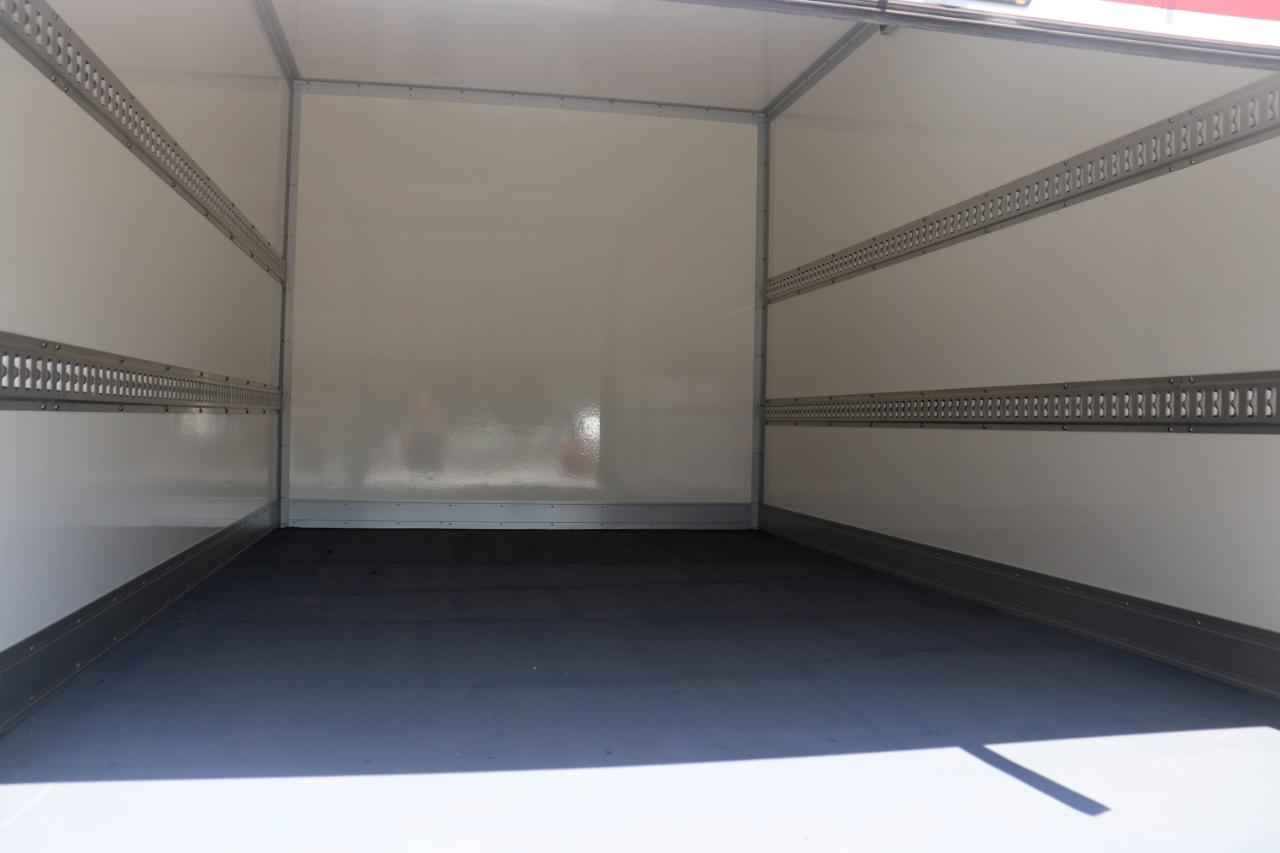 RAM 5500 Chassis Cab Tradesman 4x2 Reg Cab 108" CA 192.5" WB 2024