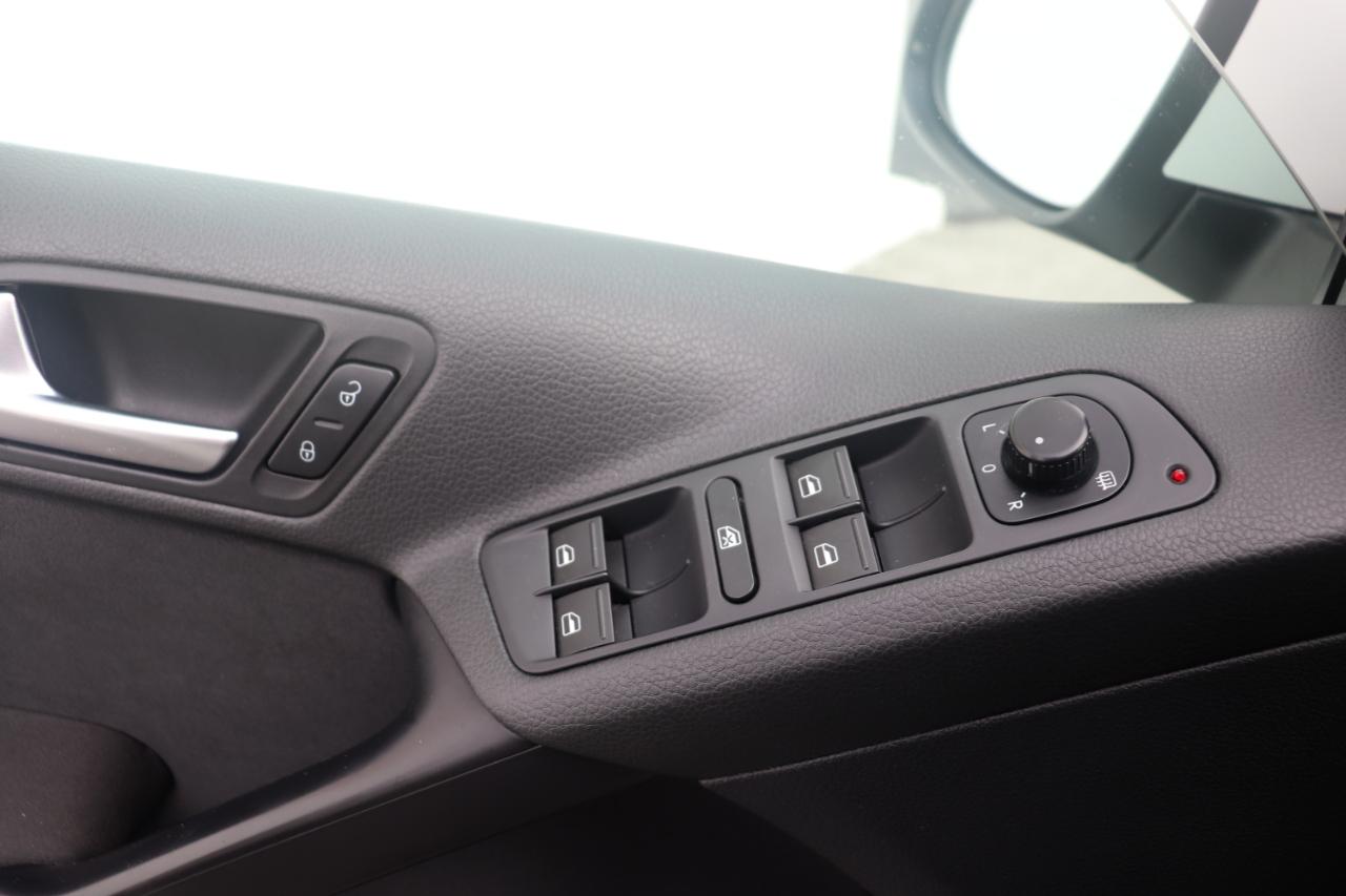 Volkswagen Tiguan 4MOTION 4dr Auto S 2014