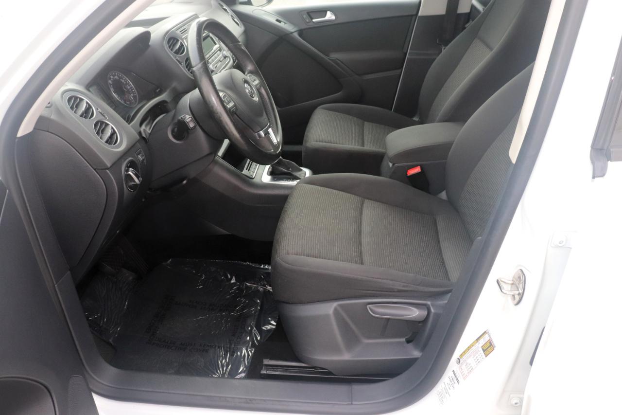 Volkswagen Tiguan 4MOTION 4dr Auto S 2014