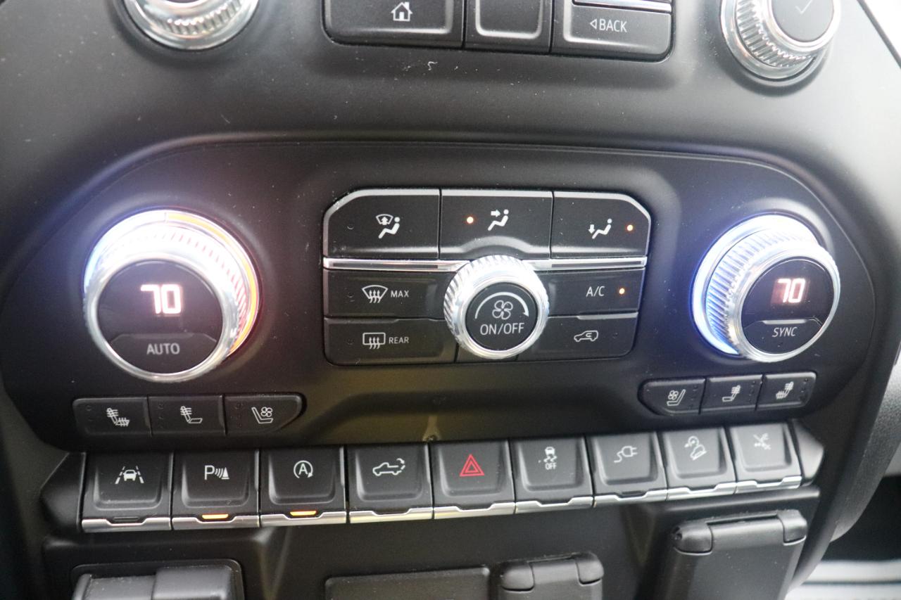 GMC Sierra 1500 4WD Crew Cab 147" Denali 2019