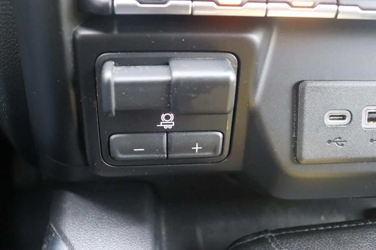 GMC Sierra 1500 4WD Crew Cab 147" Denali 2019