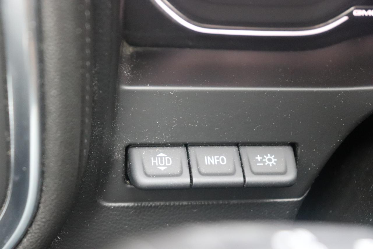 GMC Sierra 1500 4WD Crew Cab 147" Denali 2019