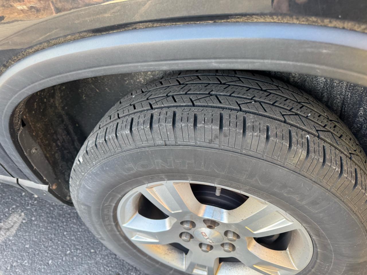 GMC Acadia SLE-2 AWD 2011