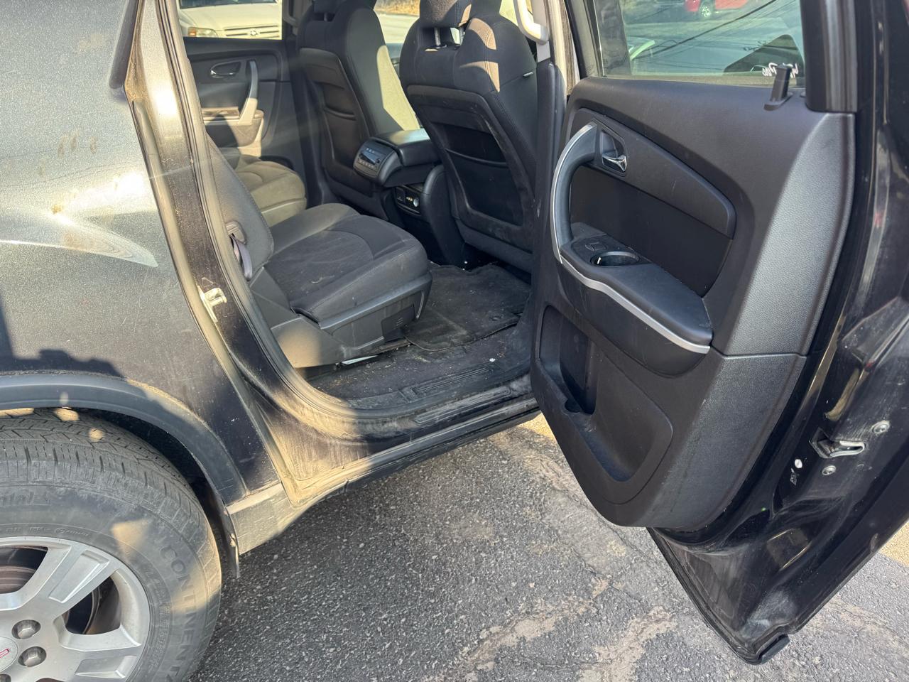 GMC Acadia SLE-2 AWD 2011