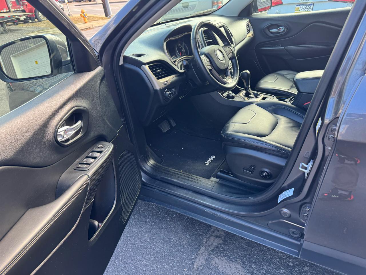 Jeep Cherokee Limited 4WD 2015