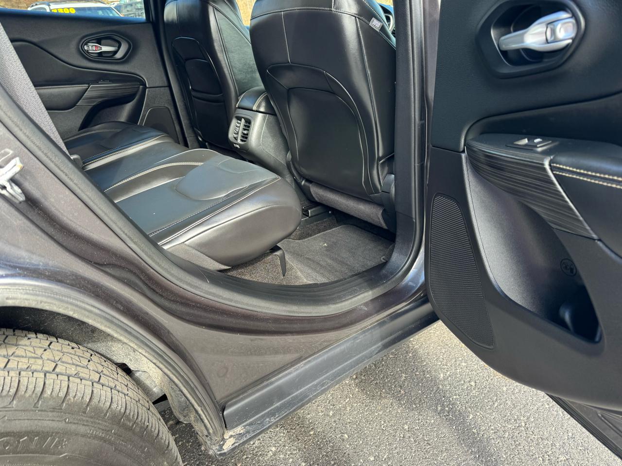 Jeep Cherokee Limited 4WD 2015