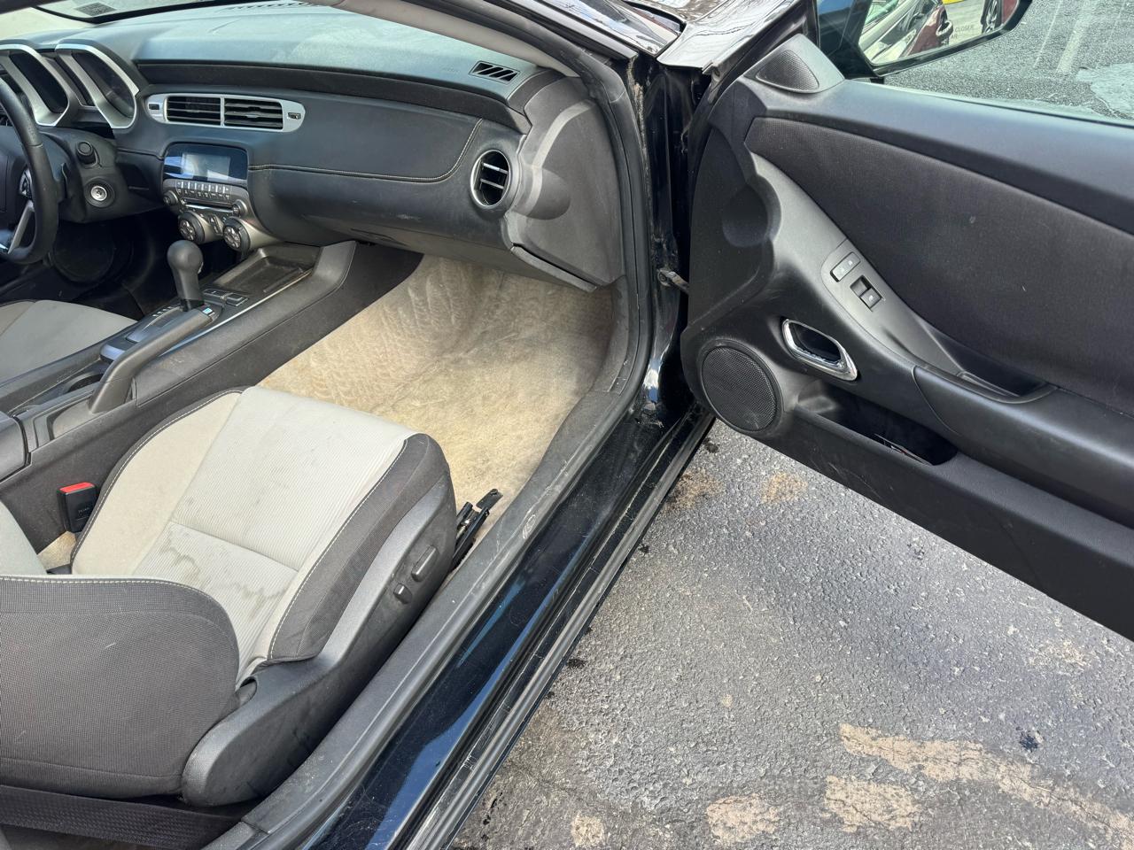 Chevrolet Camaro Coupe 1LT 2012