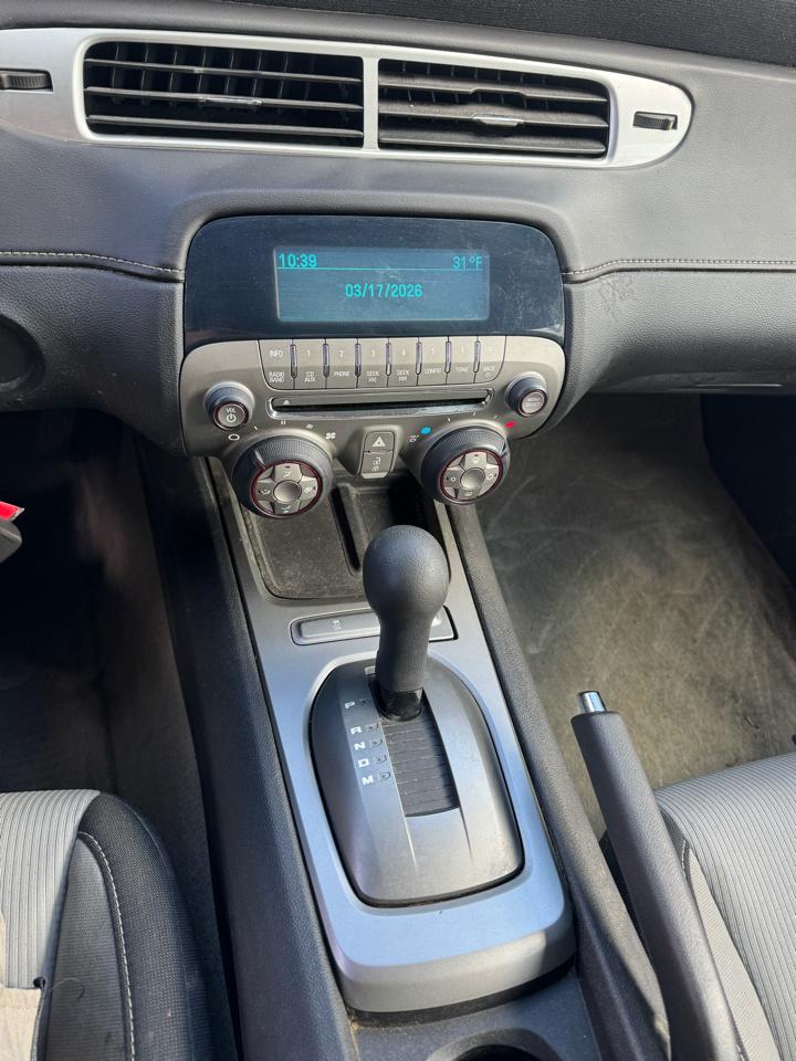 Chevrolet Camaro Coupe 1LT 2012