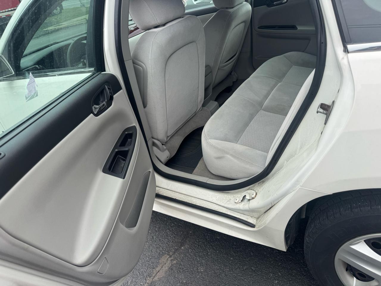 Chevrolet Impala LS 2009