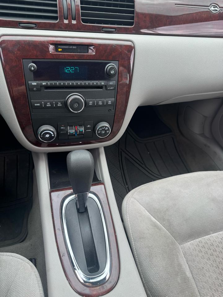 Chevrolet Impala LS 2009