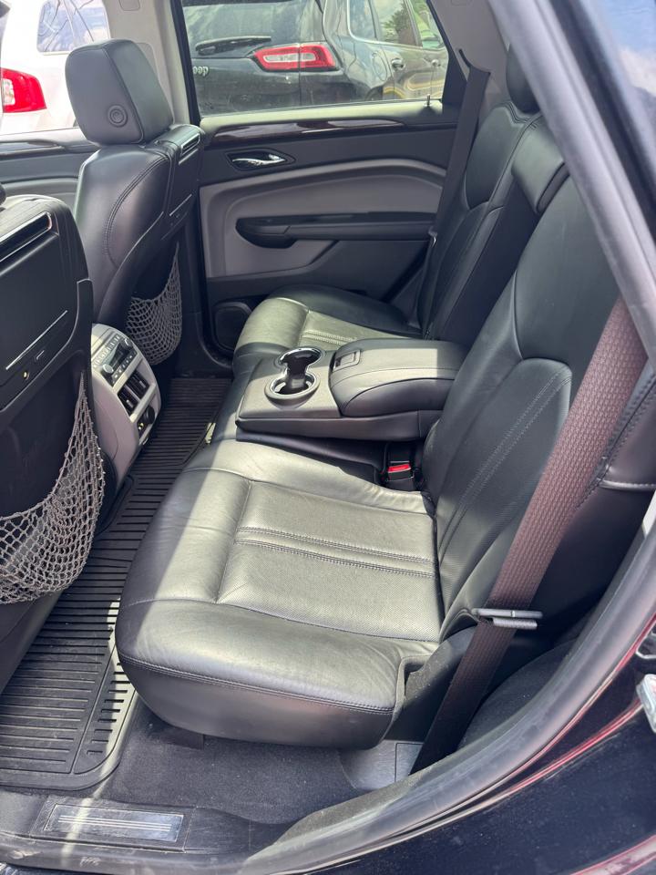 Cadillac SRX Premium Collection AWD 2011