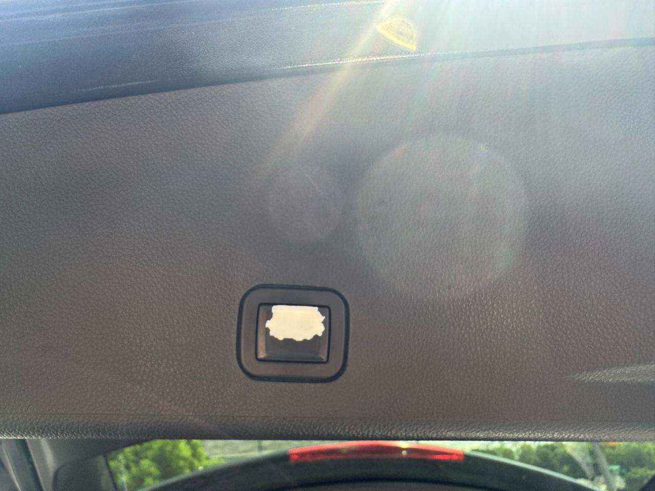 Cadillac SRX Premium Collection AWD 2011