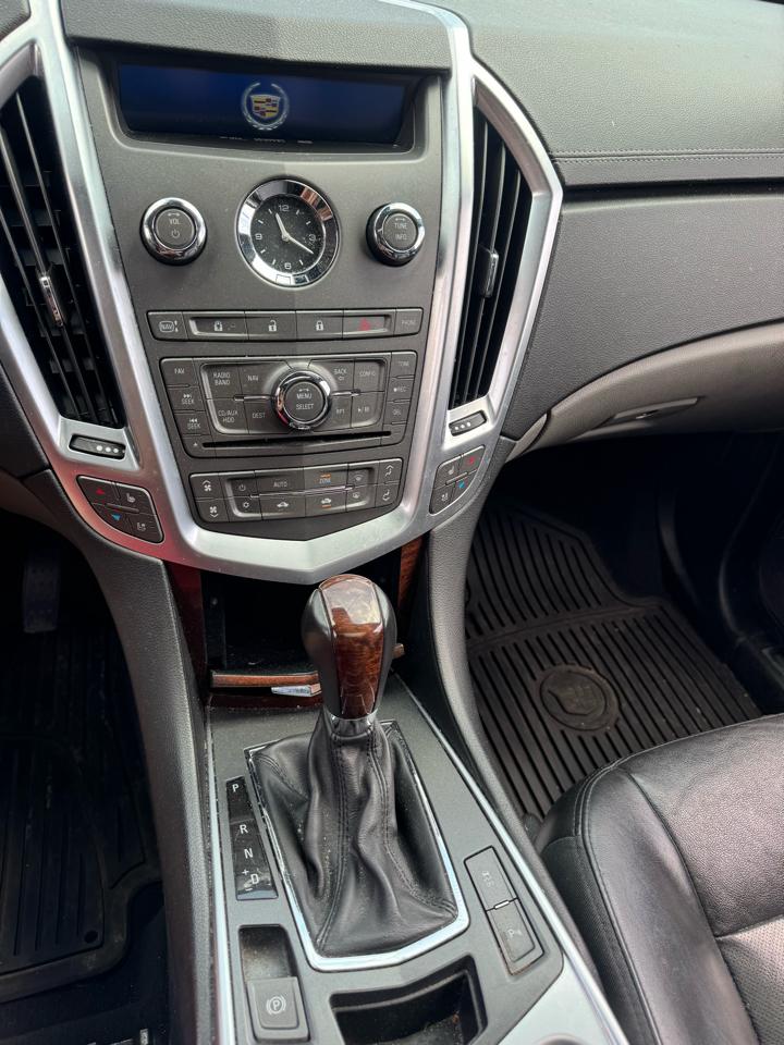 Cadillac SRX Premium Collection AWD 2011
