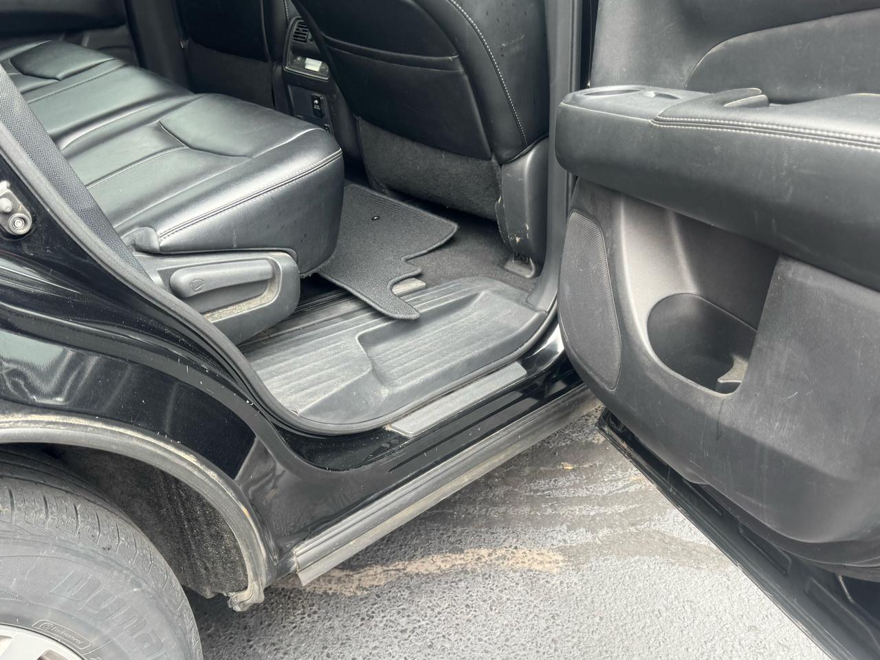 Nissan Pathfinder SV 4WD 2015