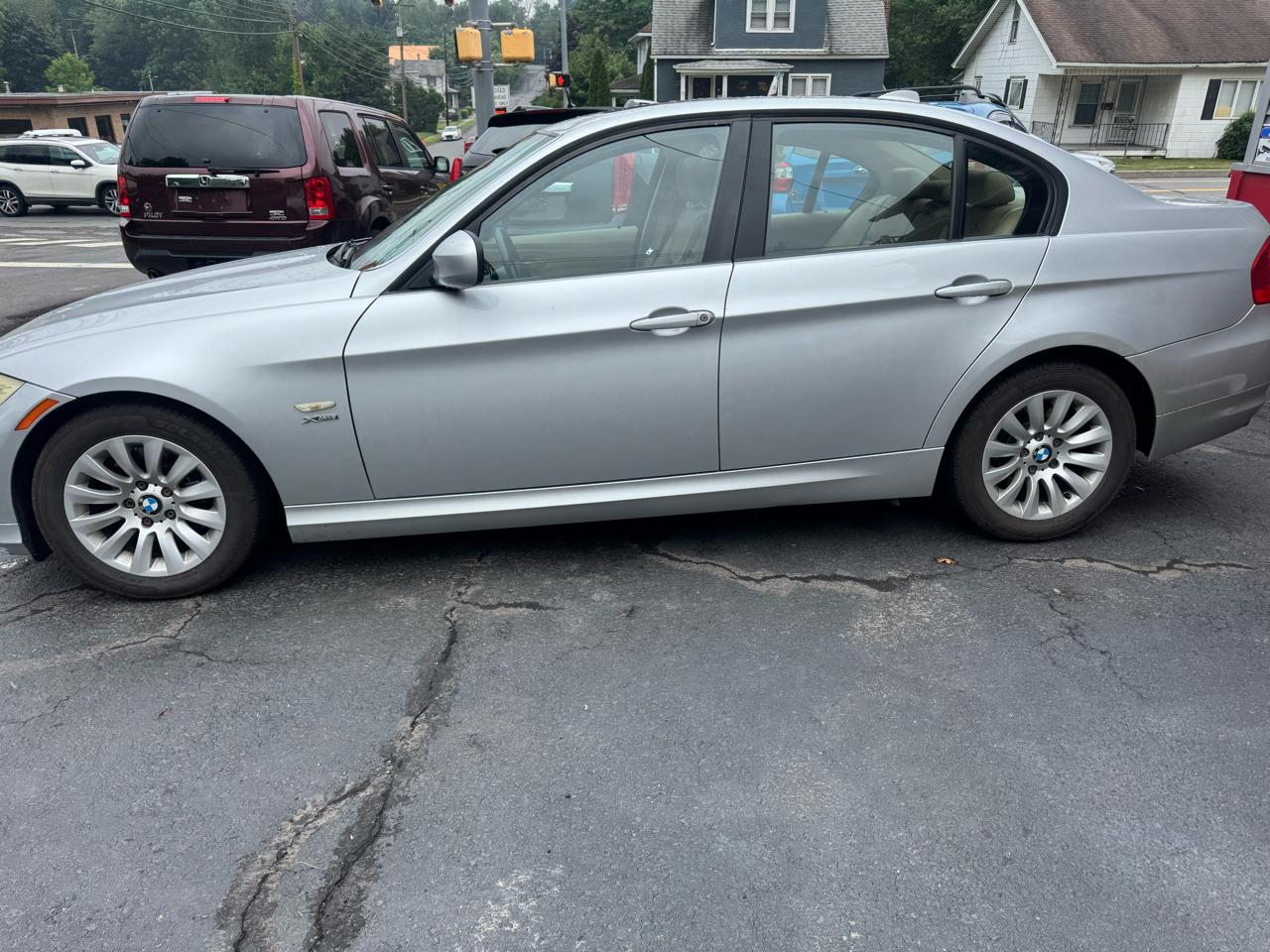 BMW 3-Series 328xi 2009