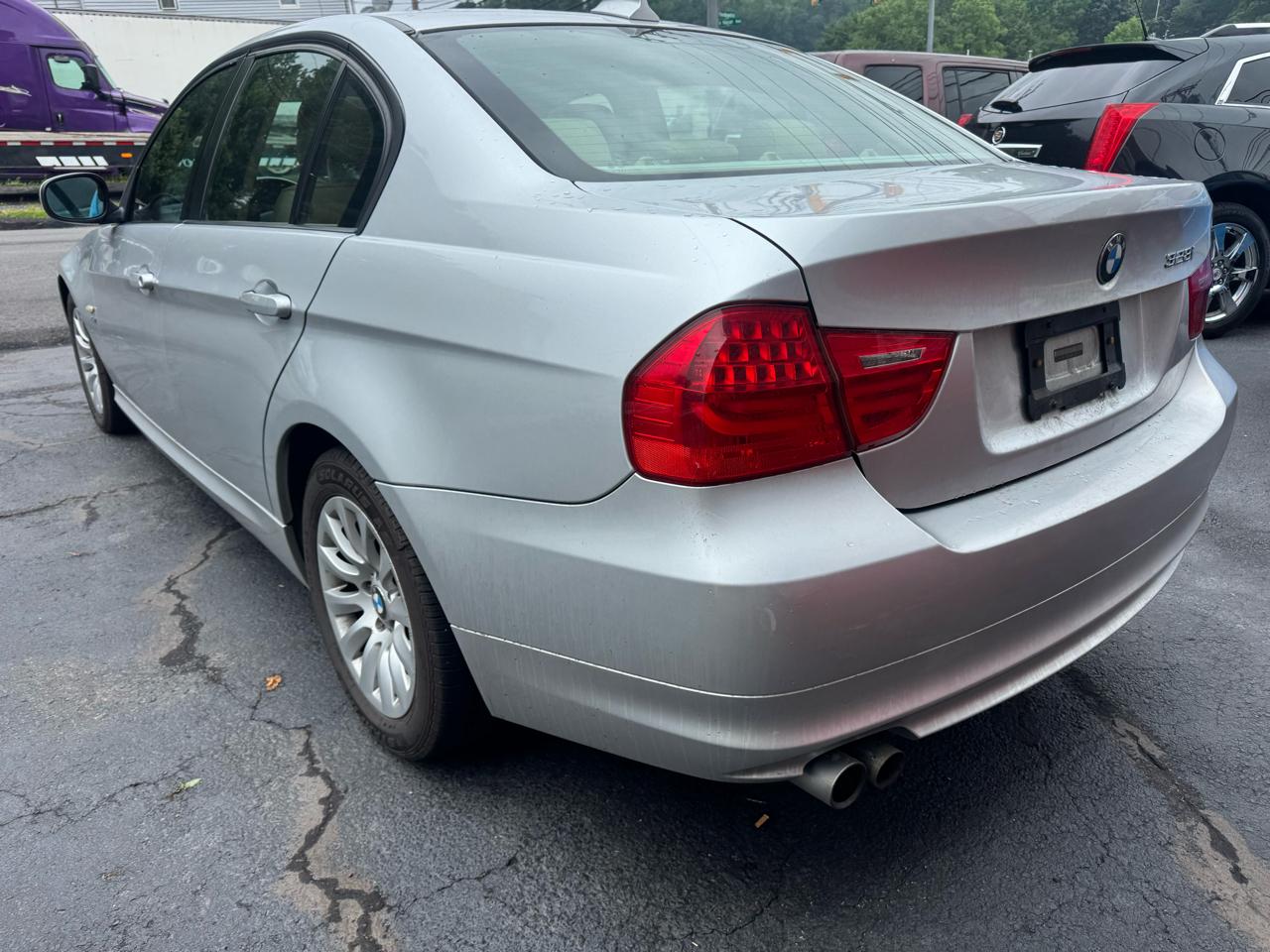 BMW 3-Series 328xi 2009