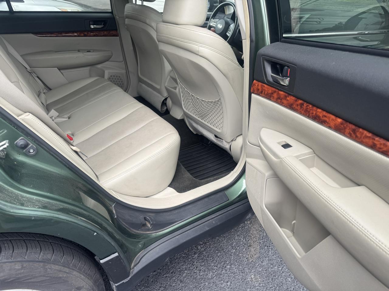 Subaru Legacy Wagon (Natl) Outback 2.5i Ltd Auto 2012